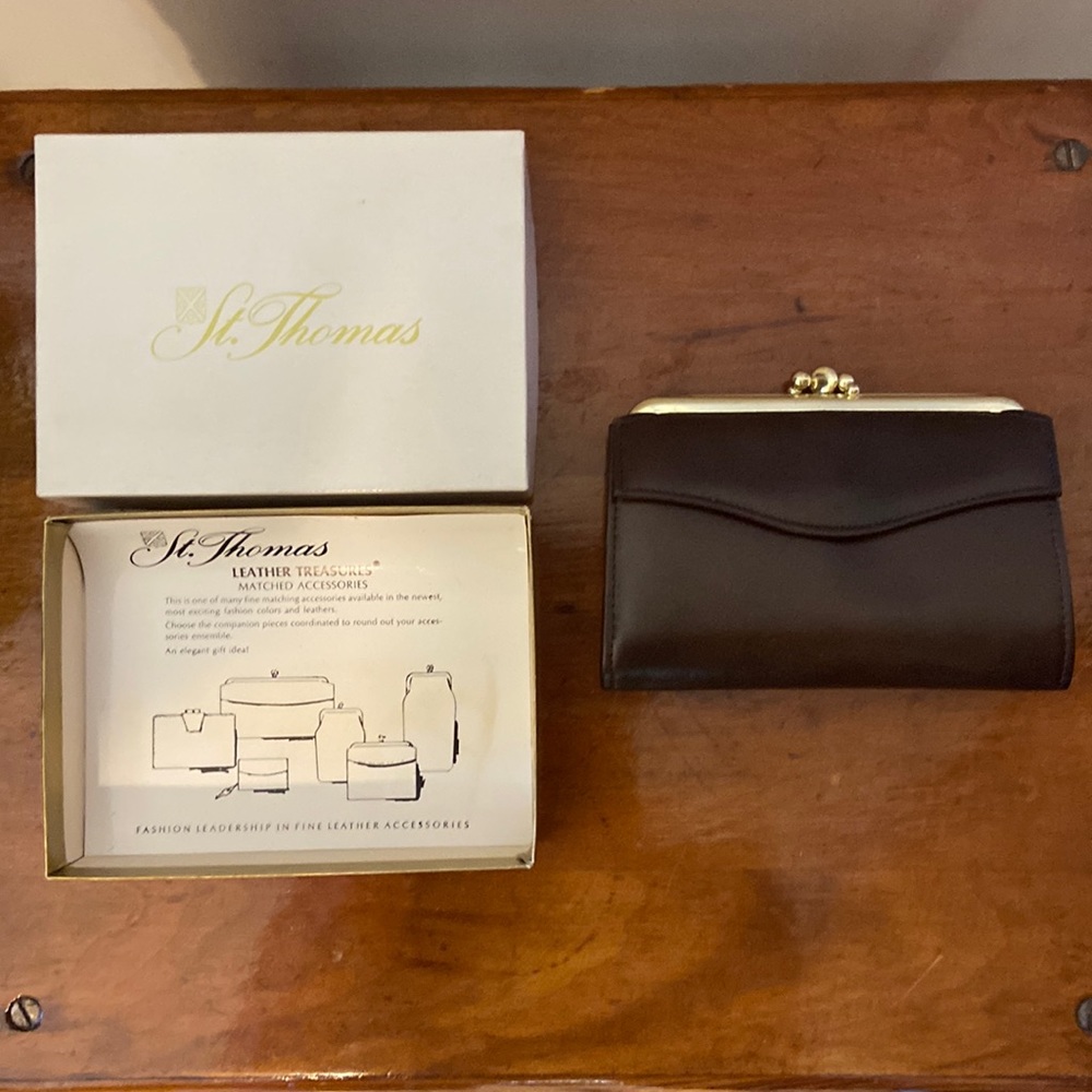 Vintage 1950-60s St Thomas genuine brown leather wallet.